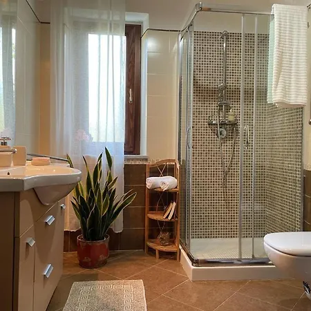 Papa House 3* Santa Domenica Talao