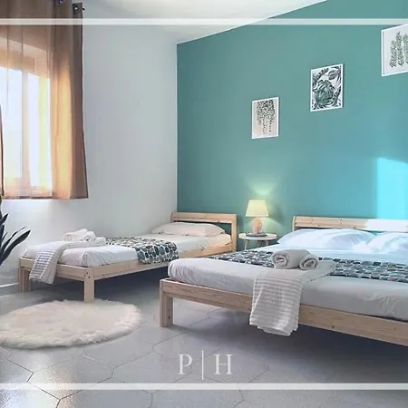 Papa House 3*