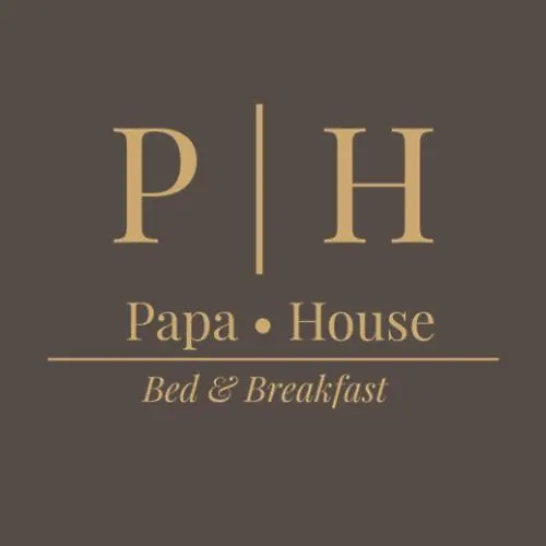 Alojamento de Acomodação e Pequeno-almoço Papa House 3*