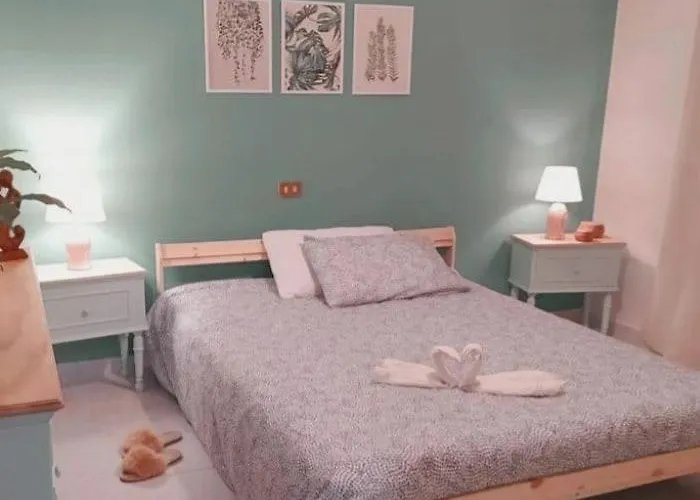 Alojamento de Acomodação e Pequeno-almoço Papa House 3*